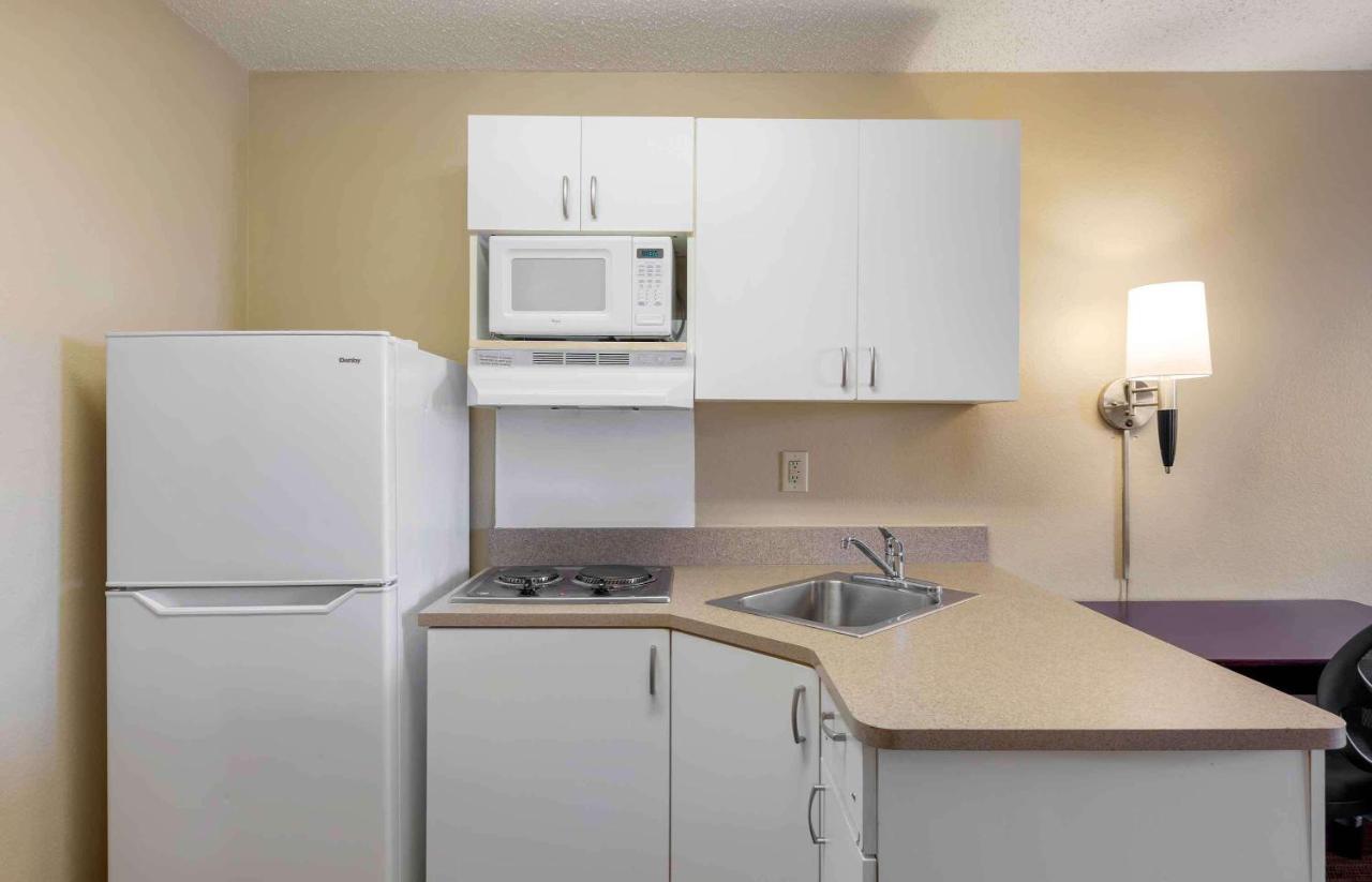 Extended Stay America Suites - Dallas - Greenville Avenue Bagian luar foto